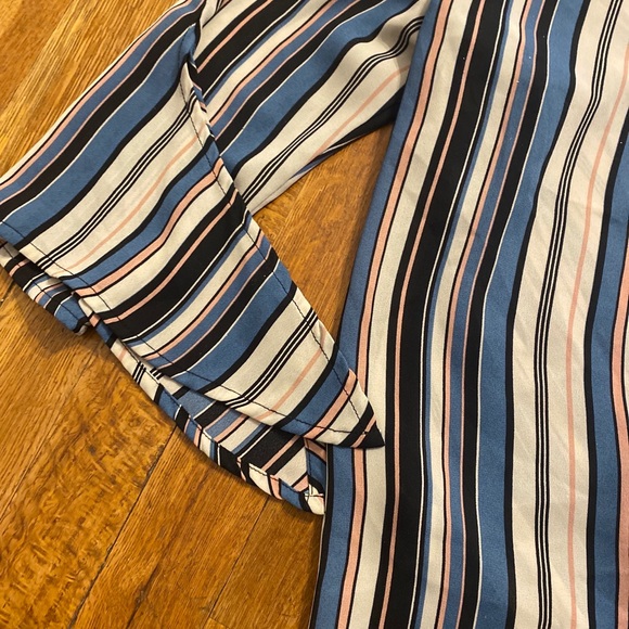 W5 ANTHROPOLOGIE Women's Small Blue White Pink Hanging Split Sleeve Top Blouse - Picture 8 of 14